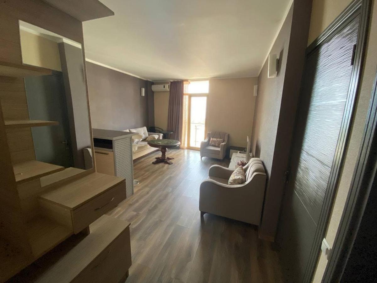 Orbi Plaza Apartment Batumi Exterior foto